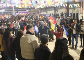 Êlih’teki halk buluşması mitinge dönüştü