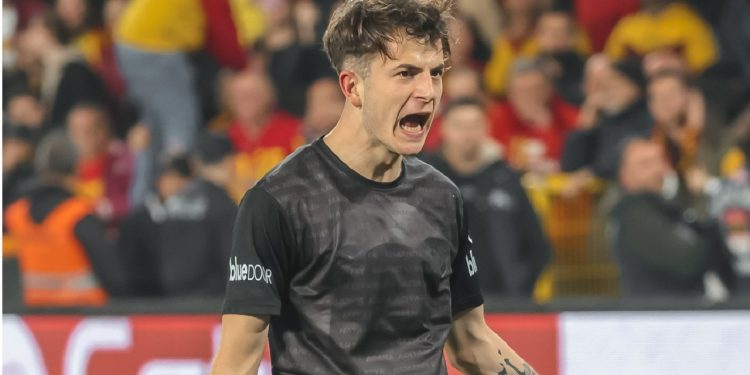 Emirhan Delibaş'ın babası Samet Aybaba'yı tehdit etti: Pisliklerini anlatırım