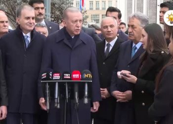 Erdoğan, A Haber muhabirini azarladı: ‘Rüya kendine gel’