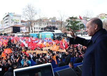 Erdoğan: Bizde CHP’li belediyeler gibi “Oy yoksa hizmet de yok” diye milleti tehdit etmek olmaz