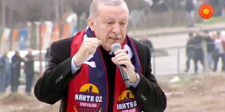 Erdoğan, Kahta’da konuştu: Bakanıma buyruğumu vereceğim, istasyon sorununu çözeceğiz