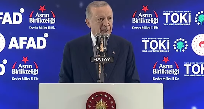 Erdoğan’dan Hataylılara: Merkezi yönetimle yerel yönetim elele vermezse o şehre hizmet gelmez!