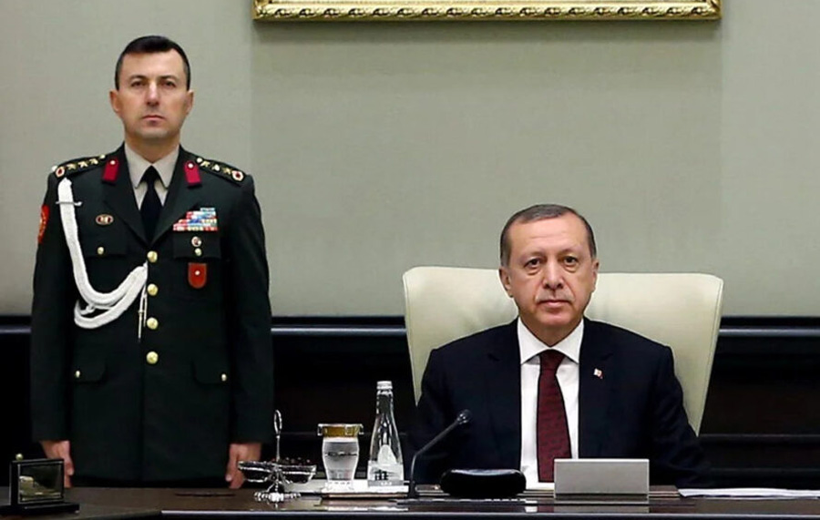 Erdoğan’ın eski Başyaveri: ‘Reis’e suikast girişimi yapılsa Saray’da canlı kalmazdı; Akar, Erdoğan’a ‘münafık’ diyordu’