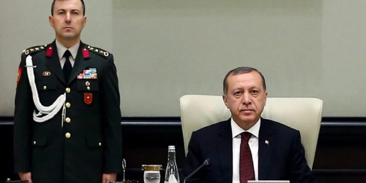 Erdoğan’ın eski Başyaveri: ‘Reis’e suikast girişimi yapılsa Saray’da canlı kalmazdı; Akar, Erdoğan’a ‘münafık’ diyordu’