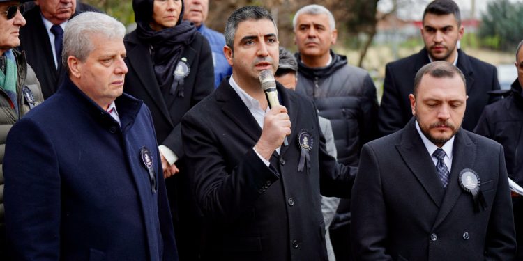 Eski Devlet Bakanı Adnan Kahveci, 31’inci ölüm yıl dönümünde anıldı