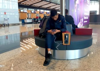 FBI: Havalimanlarında telefonunuzu şarj etmeyin