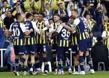 Fenerbahçe, Rize'de 3 puan peşinde; 3 eksik var, 4 futbolcu kart sınırında