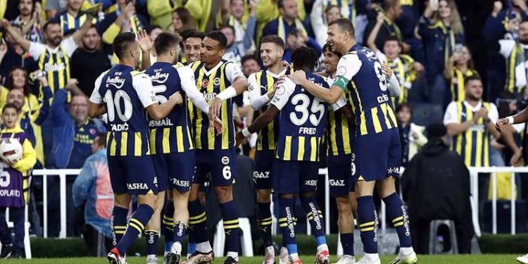Fenerbahçe, Rize'de 3 puan peşinde; 3 eksik var, 4 futbolcu kart sınırında
