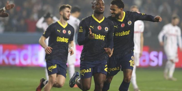 Fenerbahçe, Türkiye Kupası'nda çeyrek finalde