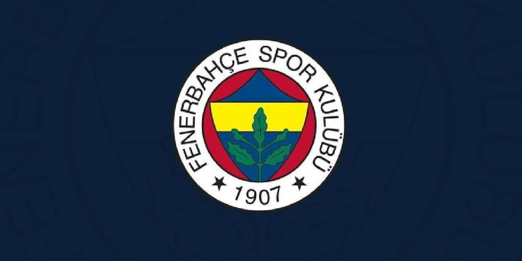 Fenerbahçe forvetinin sözleşmesini uzattı