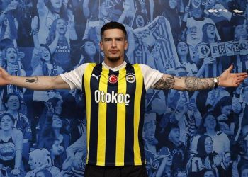 Fenerbahçe'de "Ryan Kent" bilinmezi: Bütün transfer tekliflerini reddediyor