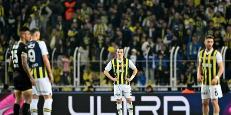 Fenerbahçe'ye 352 bin lira para cezası
