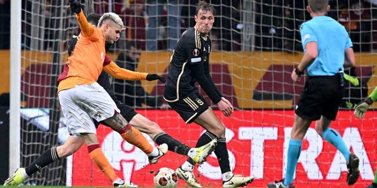 Galatasaray, Prag'da son 16 için sahaya çıkıyor