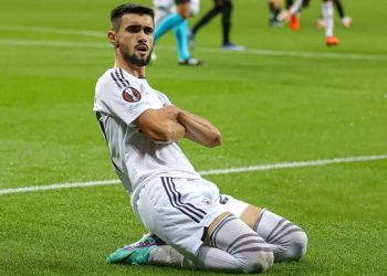 Galatasaray'da sol bek için rota Azerbaycan