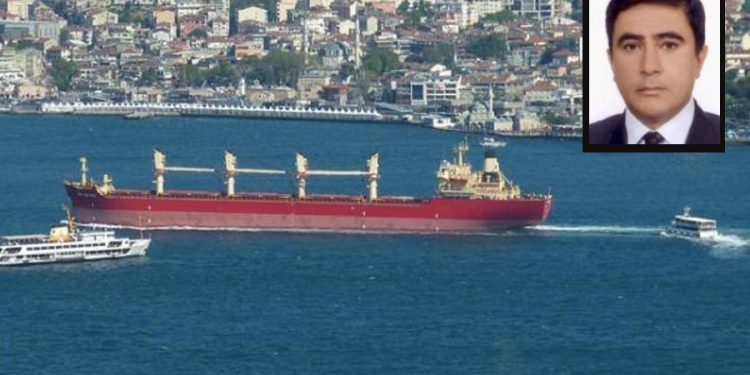 Gemiden denize düşen kılavuz kaptan hayatını kaybetti