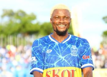Gol sevinci siyasi bulundu: Kongolu futbolcunun sözleşmesi feshedildi!