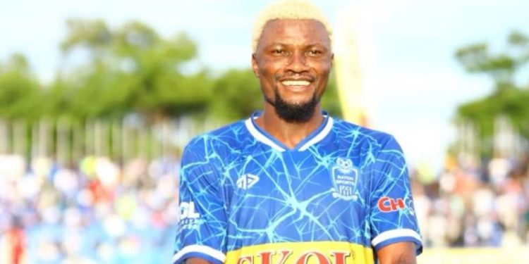 Gol sevinci siyasi bulundu: Kongolu futbolcunun sözleşmesi feshedildi!