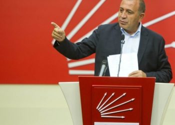 Gürsel Tekin partisinden istifa etti