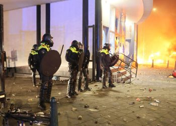 HOLLANDA | Eritreli gruplar Den Haag’ı savaş alanına çevirdi