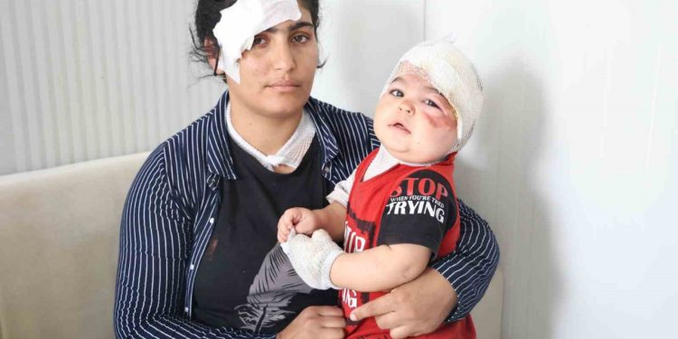 Hatay'da yangın çıkan konteynere girerek bebeğini kurtaran anne, o anları anlattı