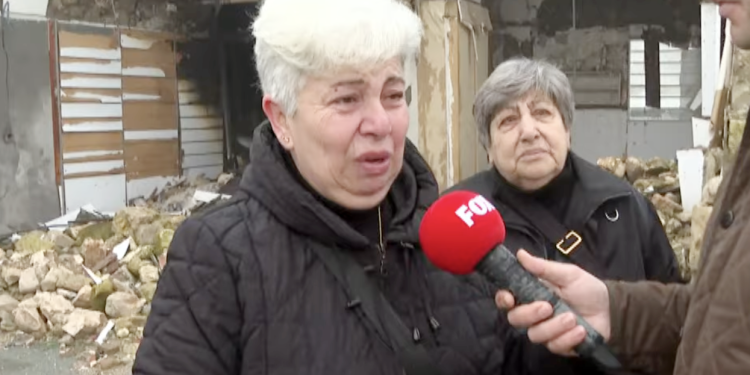 Hataylı depremzede gözyaşlarıyla anlattı: Bir yıldır kimse gelmedi, biz bu memleketin evladı değil miyiz?