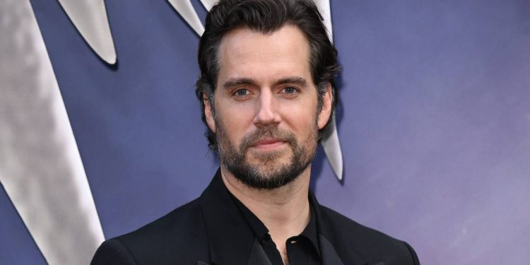 Henry Cavill: Seks sahnelerinde utanıyorum