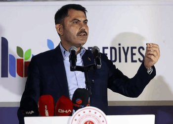 Hiç üstüne alınmıyor... Maden faciasında gözlerin çevrildiği Murat Kurum: ÇED raporuyla toprak kaymasının ne alakası var?