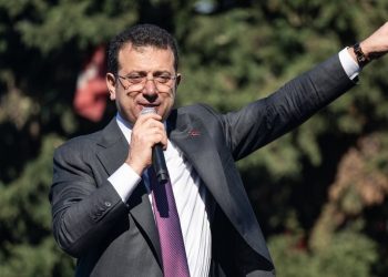 İmamoğlu: Erdoğan’ı emekli etmeye hazırlanıyoruz