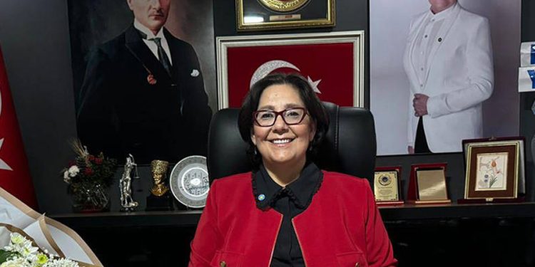 İYİ Parti Adana İl Başkanı istifa etti