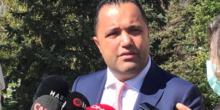 Icardi'ye verilen ceza hukuki dayanaktan yoksun ve mesnetsiz; bana göre hukuk garabeti mahiyetinde bir karardır