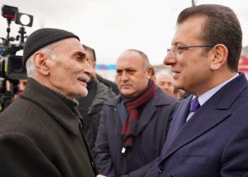 İmamoğlu: Ekonomik sıkıntıları en tepeye çıkarttıkları ortamda biz İstanbul'da büyük bir dayanışma örneği ortaya koyuyoruz