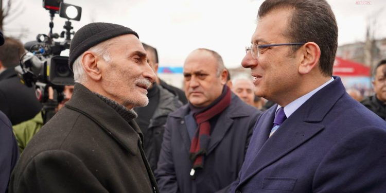 İmamoğlu: Ekonomik sıkıntıları en tepeye çıkarttıkları ortamda biz İstanbul'da büyük bir dayanışma örneği ortaya koyuyoruz