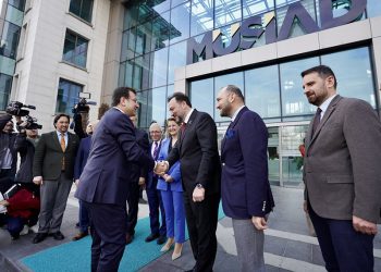 İmamoğlu’ndan MÜSİAD’a ziyaret