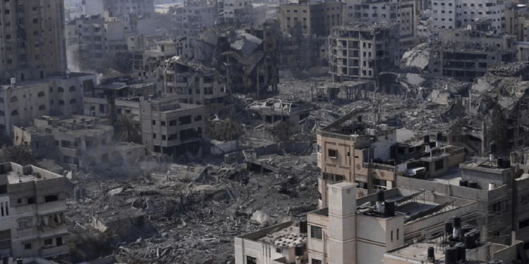 İsrail'in katlettiği Filistinlilerin sayısı 30 bini aştı...