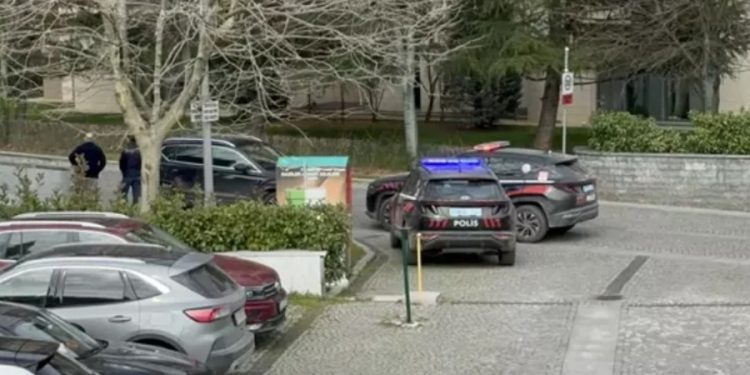 İstanbul’da korkunç cinayet: Anne ve iki kızını öldürüp kaçtı