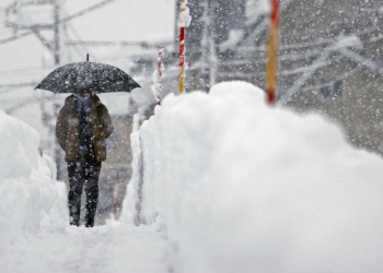 Japonya’da şiddetli kar: 160 yaralı, 132 uçuş iptal