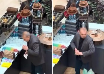 Kahve fincanlarını tükürükle temizlemişti; o büfe mühürlendi