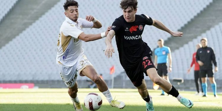 Karagümrük çeyrek finale yükseldi