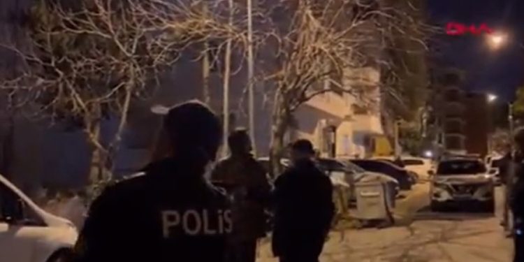 Kartal’da anne ve kardeşini rehin alan kişi gözaltına alındı