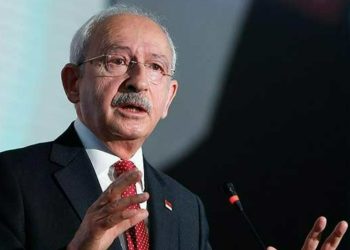 Kemal Kılıçdaroğlu'ndan sert mesaj: Kimse bana partimin kurumsal kimliğini çiğnetemez