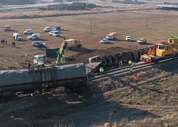 Kırıkkale’de yük treni devrildi
