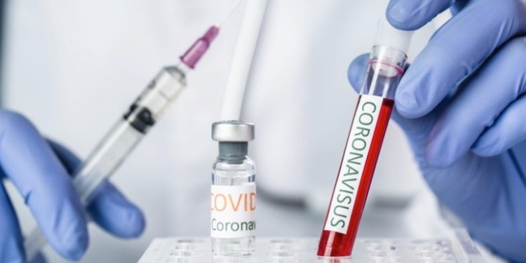 Kovid-19 aşısının iki yan etkisi ortaya çıktı