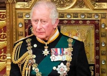 Kral Charles kansere yakalandı