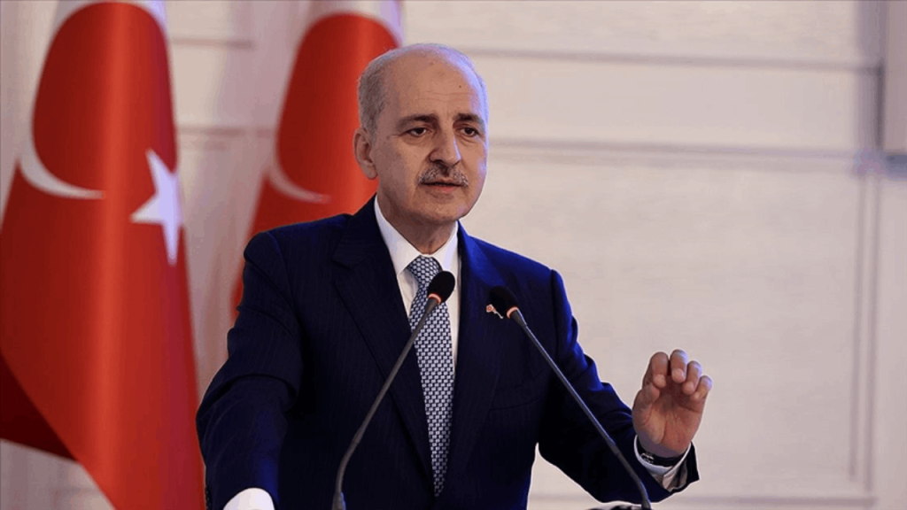 Kurtulmuş da uçakta konuştu: Anayasada tuzaklı alanlar var, bunları geçmek lazım. Bir fantezi değil zarurettir.