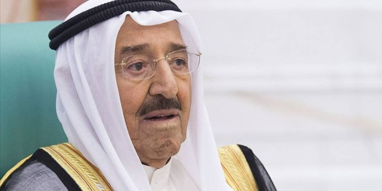 Kuveyt Emiri Sabah meclisi feshetti: Gerekçe saygısızlık