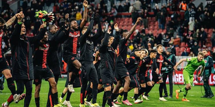 Leverkusen, Bayern Münih'in rekorunu tarihe gömdü