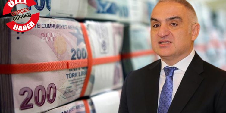 Mehmet Nuri Ersoy'un bakanlık saadeti: "Maaşımı bağışlıyorum" dedi, aldığı teşvikleri unuttu!