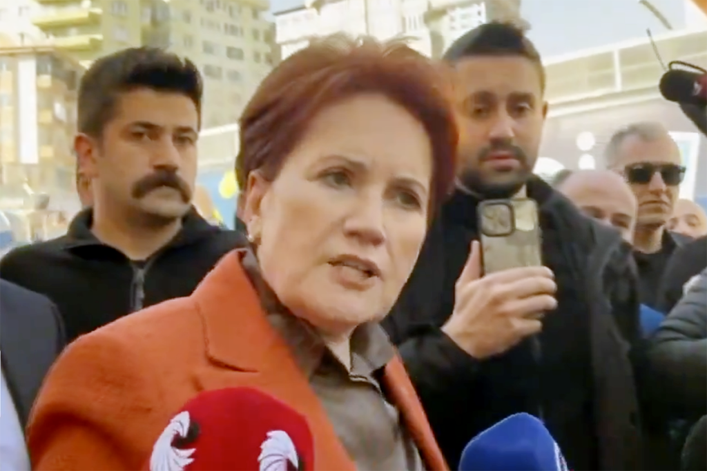 Meral Akşener, vatandaşa sert çıktı: Gidin CHP’yi destekleyin, hadi be!