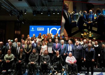 Murat Kurum'u desteklediğini açıklamıştı: Dursun Özbek İmamoğlu'nu "Dursun başkan Dursun başkan" diye bağırtıp toplantıdan ayrıldı