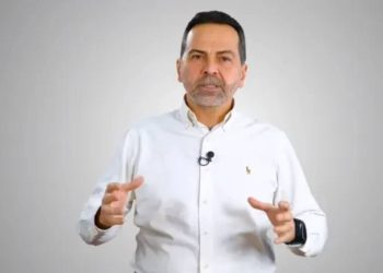 Nasuh Mahruki, Beşiktaş'ta bağımsız belediye başkan adayı olduğu açıkladı